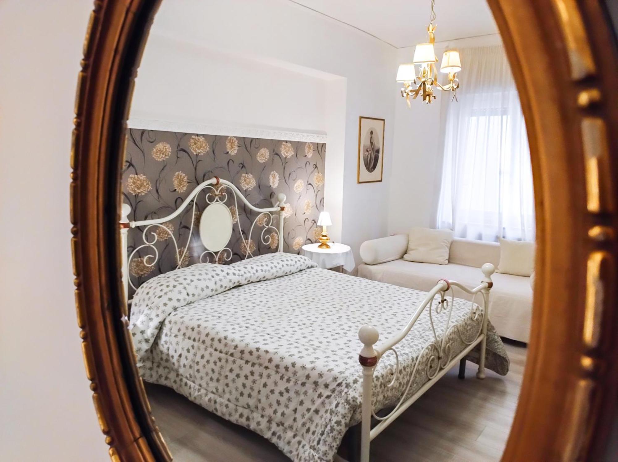 Casa Alessandro Casa Maria Francesca Neapol Zewnętrze zdjęcie